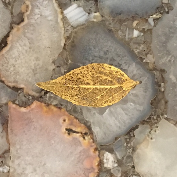 ❌SOLD❌ Gold leaf pendant - Picture 4 of 4